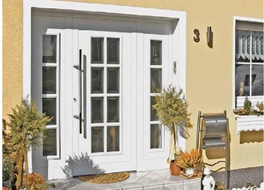 Входная дверь. Размышляя, какую всё таки хотелось бы дверь, мы в первую очередь обращаем внимание на её дизайн. Конеч...